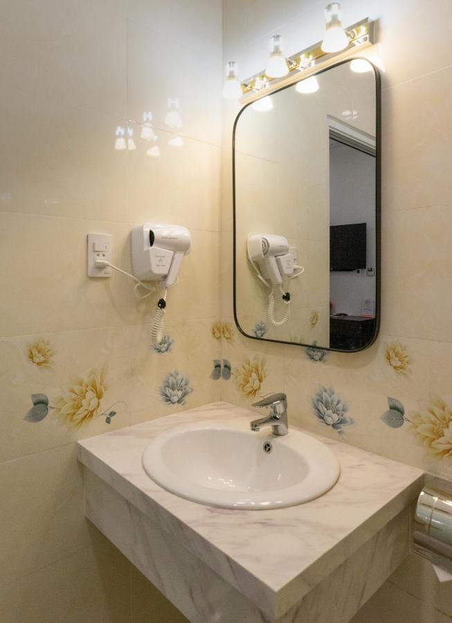 A Villa Hotel Хошимин Экстерьер фото